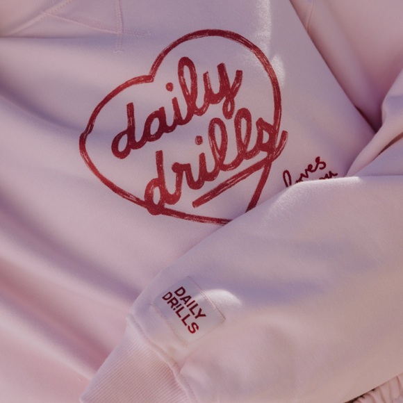 Daily Drills Oversized Fleece Vintage Love Crew - Cupid with Vday Patch - Picture 5 of 5